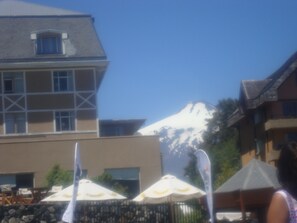 Property grounds - Excelente Departamento equipado, seguro, ubicado dentro recinto Gran Hotel Pucon (Pucon)