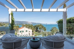 Property grounds - Villa Costele (Kontokali)