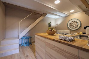 Interior - HostWise -  Flat w/ Mezzanine & Terrace (Porto)