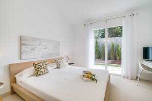 3 slaapkamers, een kluis op de kamer, een strijkplank/strijkijzer