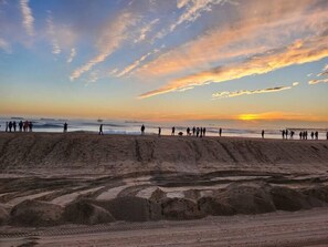 Am Strand, Liegestühle, Strandtücher