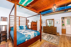 2 bedrooms, in-room safe, iron/ironing board, WiFi