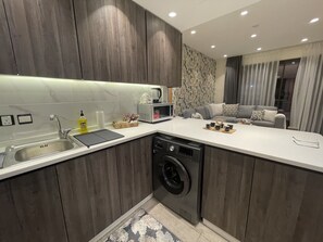 Interior - Damac tower luxury apartment w/GYM/hot tub/pool (Amman)