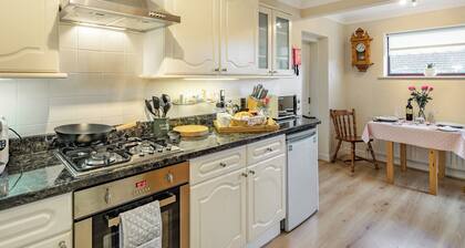 2 bedroom accommodation in Epworth, near Market Rasen