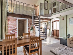 Interior - The Granary - UK36124 (Horsington)