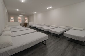 Free WiFi, bed sheets - Harbourside Hostel Bristol (Bristol)