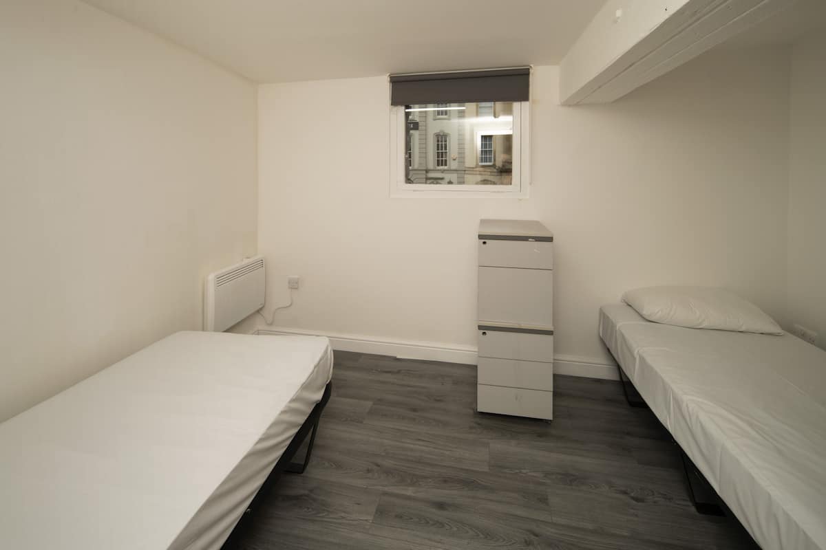 Free WiFi, bed sheets