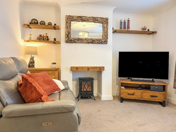 TV - 1 bedroom accommodation in Portpatrick (Portpatrick)