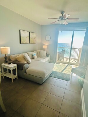 Smart TV, DVD player