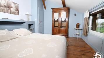 Family Cottage, Private Bathroom, Garden View (A l'orée du bois) | 2 bedrooms