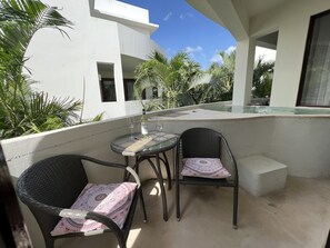 Terrace/patio - Mak Nuk Village-1 Bedroom-Jacuzzi (Tulum, Quintana Roo)