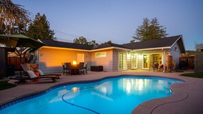 Outdoor pool, a heated pool - Home near Sonoma w/ heated pool (Santa Rosa)