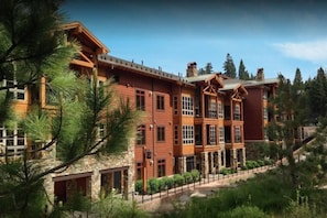 Exterior - Luxury Welk 2 Bedroom 2 Bath in Northstar Village (Truckee)