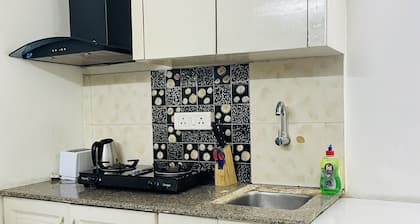 BluO Modern Studio - Defence Colony Market