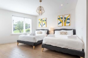 4 habitaciones, tabla de planchar con plancha y wifi gratis 