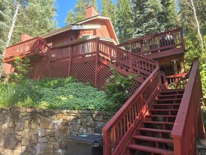 Exterior - Vail - 2 Guests - Private Studio w/ Queen Bed - Pet Friendly! (Vail)