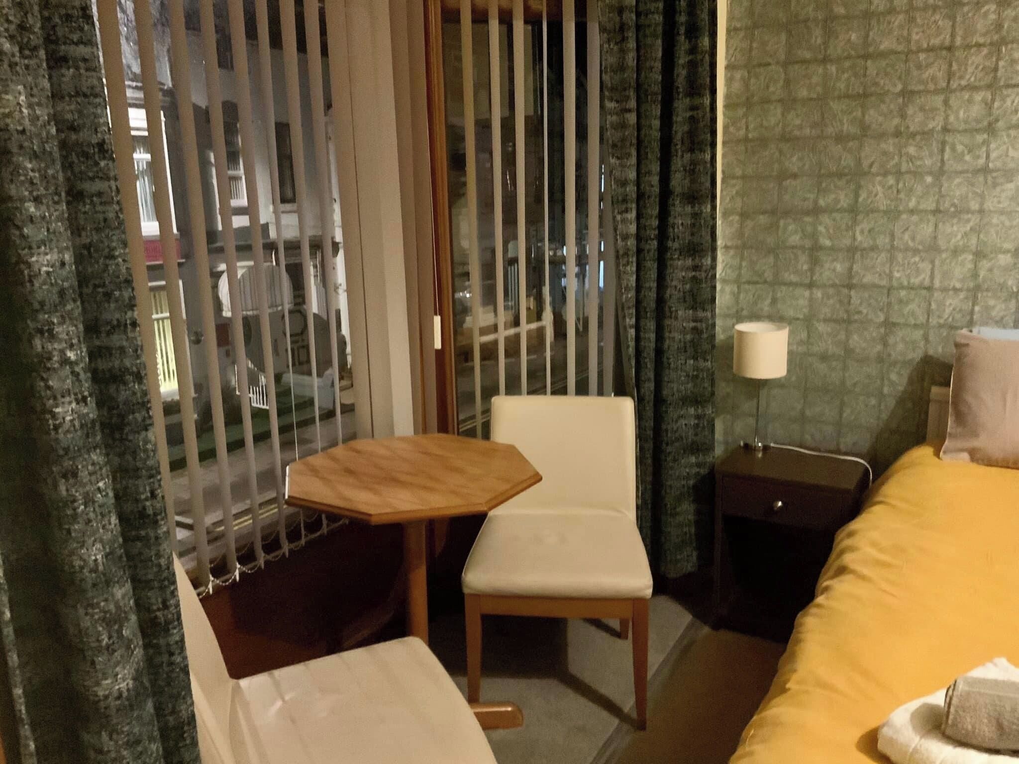 Twin Room (Rooms 2 & 7)