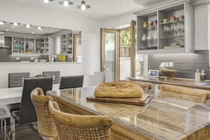 House, Accessible, Ensuite | Shared kitchen