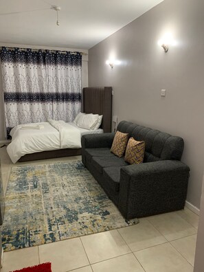 1 Schlafzimmer, Bügeleisen/Bügelbrett, kostenloses WLAN, Bettwäsche