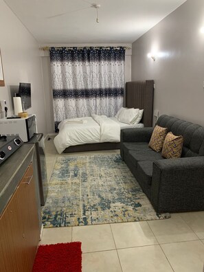 1 bedroom, iron/ironing board, free WiFi, bed sheets