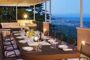 Outdoor dining - Luxury pool villa between Taormina and Catania, Sicily (Mascali)