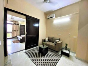 Interior - BluO Modern 1BHK - India Expo Noida (noida)