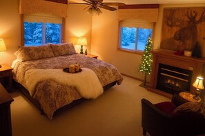 4 chambres, bureau, fer et planche à repasser, lit de bébé portatif