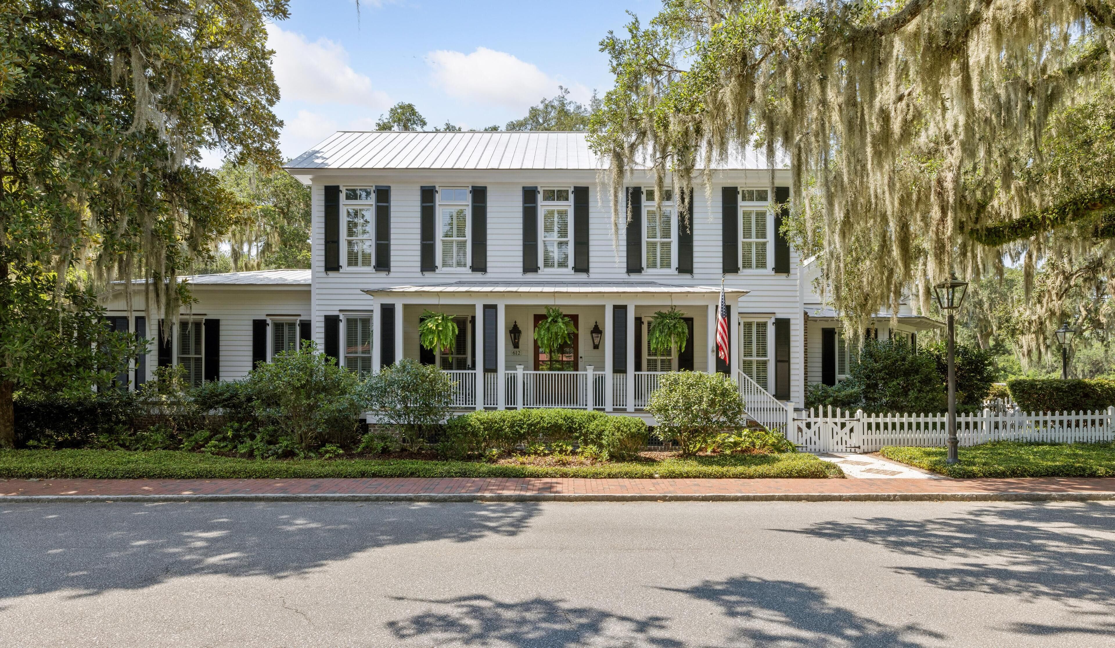 The Savannah - Iconic Wilson Village Home!