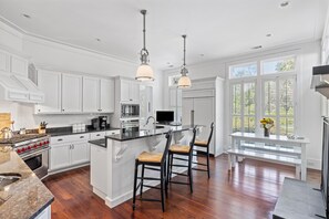 Fridge, microwave, oven, stovetop - Spacious interiors, iconic Wilson Village location, Dual Living & Dining Rooms (Bluffton)