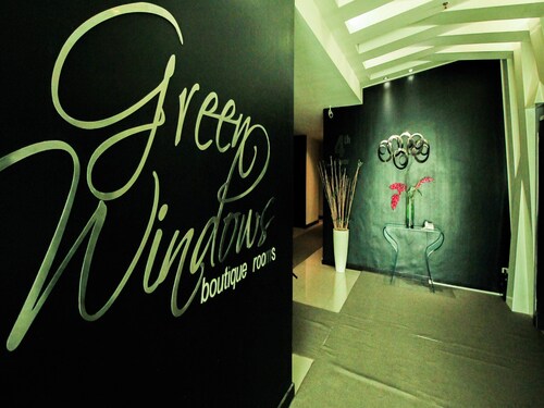 Vaccinated Staff - Capital O 826 Green Windows Dormitel