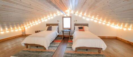 4 bedrooms, iron/ironing board, travel cot, WiFi