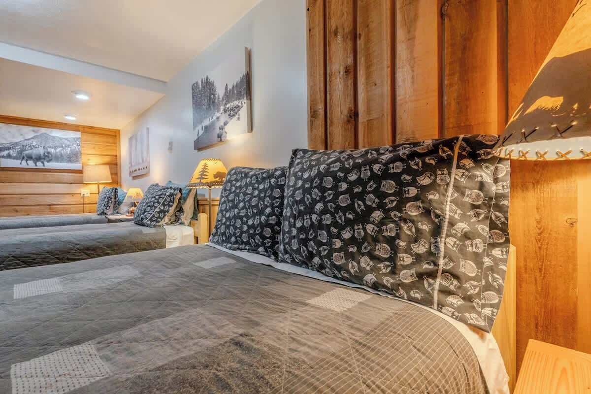 3 間睡房、熨斗/熨衫板、可攜式嬰  兒床、Wi-Fi