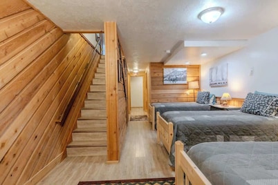 The Trailhead Townhouse