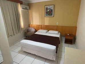 Habitación Deluxe doble | Minibar, wifi gratis, ropa de cama