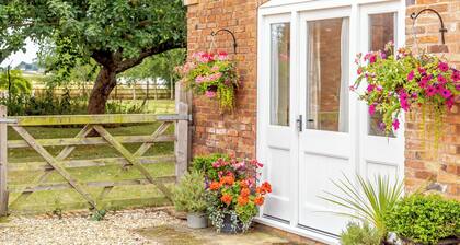 1 bedroom accommodation in Laneham, near Lincoln