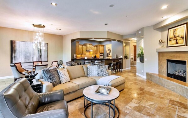 Smart TV, fireplace, computer monitors