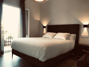 Apartment, Private Bathroom, City View | Room amenity - Apartamentos Ciudad de Ronda (Ronda)