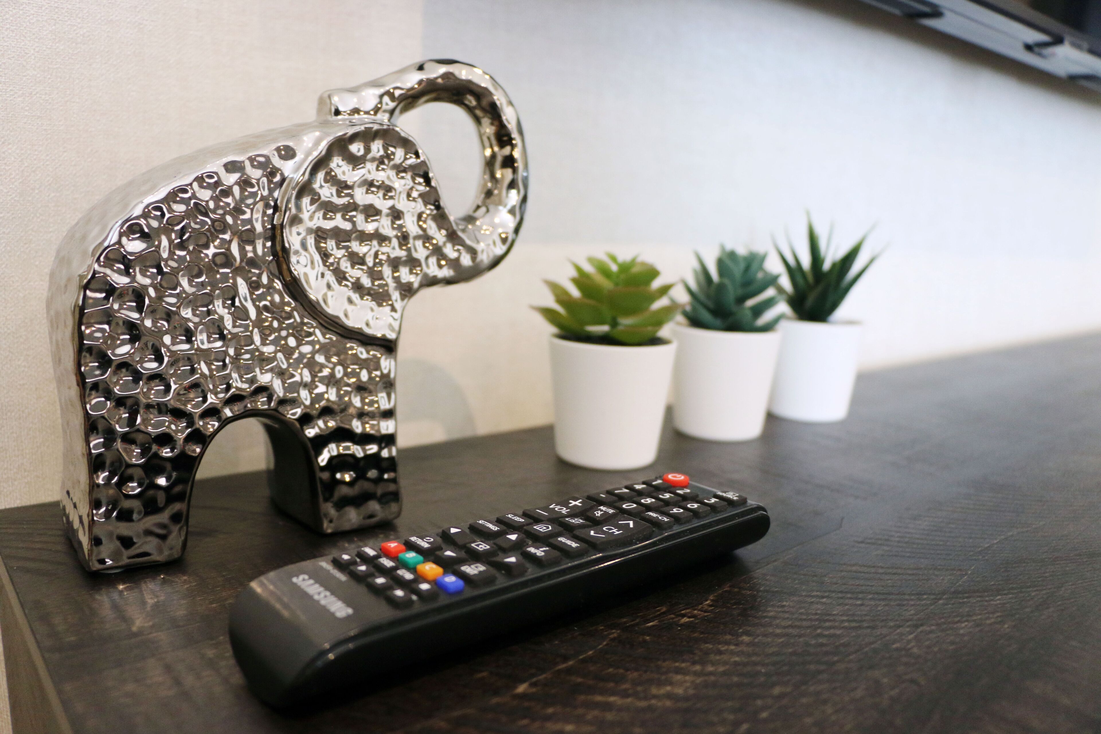 خزنة داخل الغرفة وواي فاي مجانًا وملاءات أسرّة