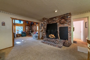 Interior - Nice 4 bedroom 2 bath home - great location near Sunnyside.  Private Beach access. (Tahoe City)