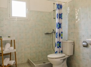 Bathroom - Villa Mitzelos (Skiathos)