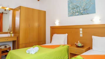 2 bedrooms, in-room safe, iron/ironing board, free cots/infant beds