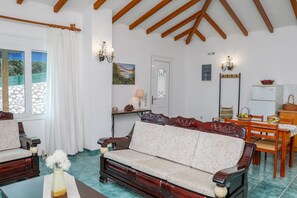 Superior Villa | Living area - Villa Mitzelos (Skiathos)