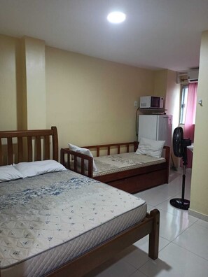 1 bedroom, free WiFi - Arraial do Cabo - Suite 111 - Brisas do Farol - Economic Rent (RJ)