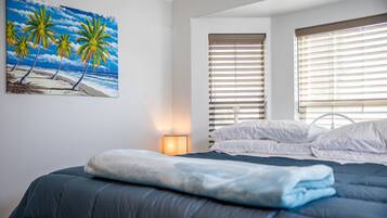 4 bedrooms, desk, travel crib, free WiFi