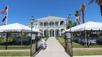 Majoituspaikan julkisivu