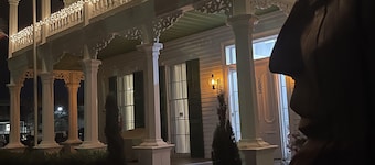 The George Manor