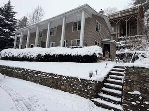 Exterior - The Landing - quaint 2 BDRM condo close 2 all amenities at Lk Junaluska Conf Ctr (Lake Junaluska)