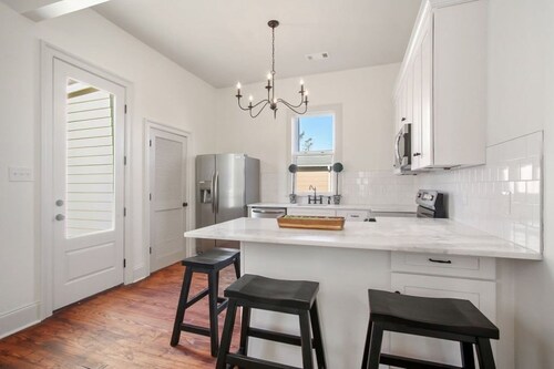 Creole Charm: Historic Home in Vibrant Uptown