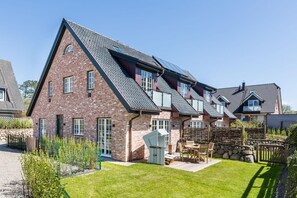 صورة غير مصنفة، 4 من 29، زرّ