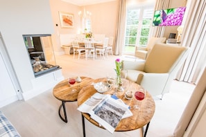 Dining - Südgarten. Stilvoll. Modern. - Tualighaker Hüs, Whg. 02 - Objekt-id: Thw/02 - Tualighaker Hüs (Sylt)